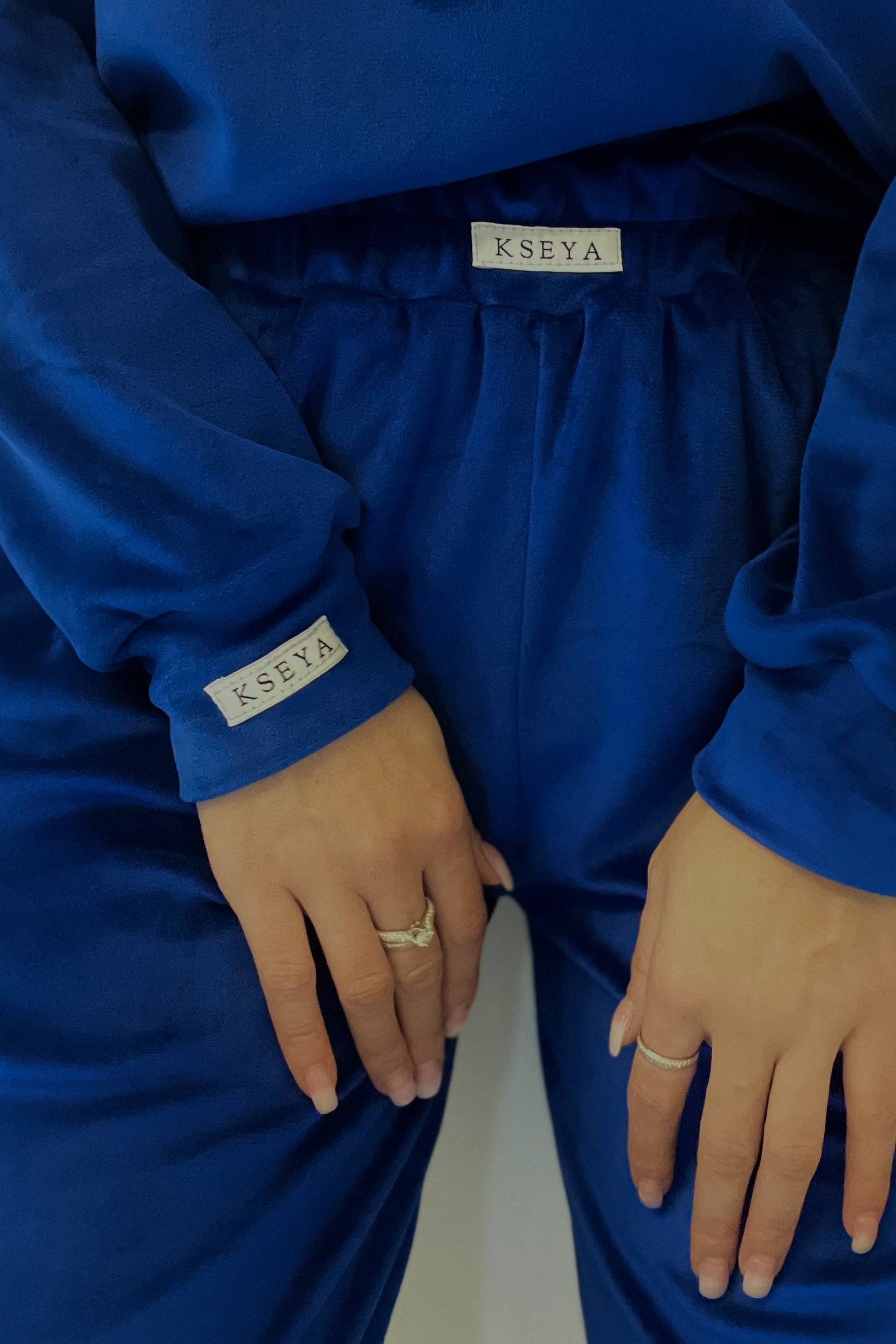 Trening ”ALIEN” albastru cu croi larg si gluga